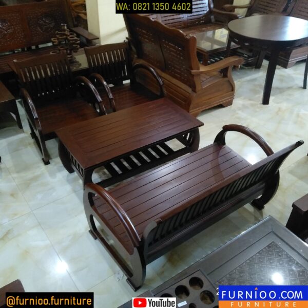 Kursi-Sedan-Retro-Jati-Set- Finishing-mewah-bagus-kualitas-tinggi-Jakarta-Surabaya-Malang-Batu-Pusat-Barat-Timur-Utara-Selatan-Rumah-Mewah-Minimalis.jpg